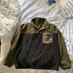 Polo fleece barely worn lg